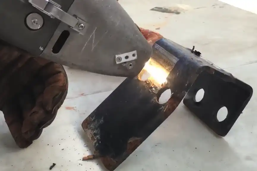 How to choose a laser cleaning machine with appropriate power