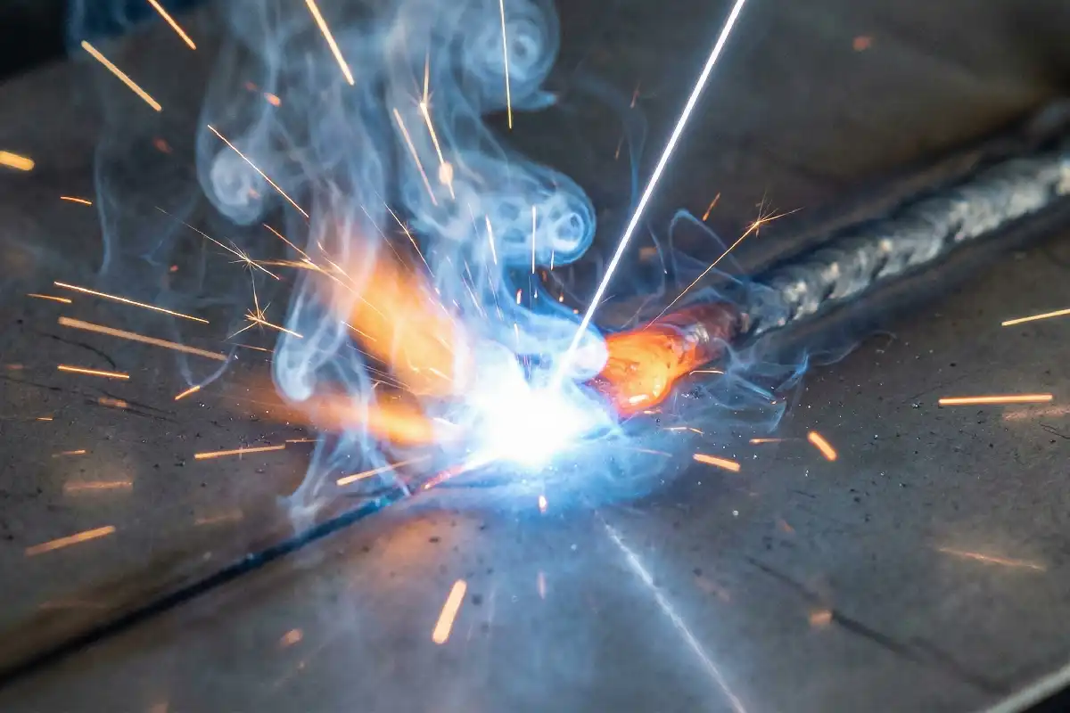 Why does your laser spot not stay in place