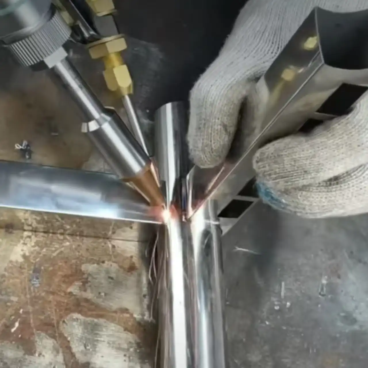 Medical Device Welding 700W