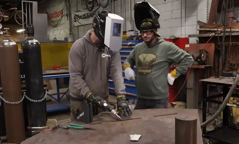 Precision Alloy Laser Welding 700W